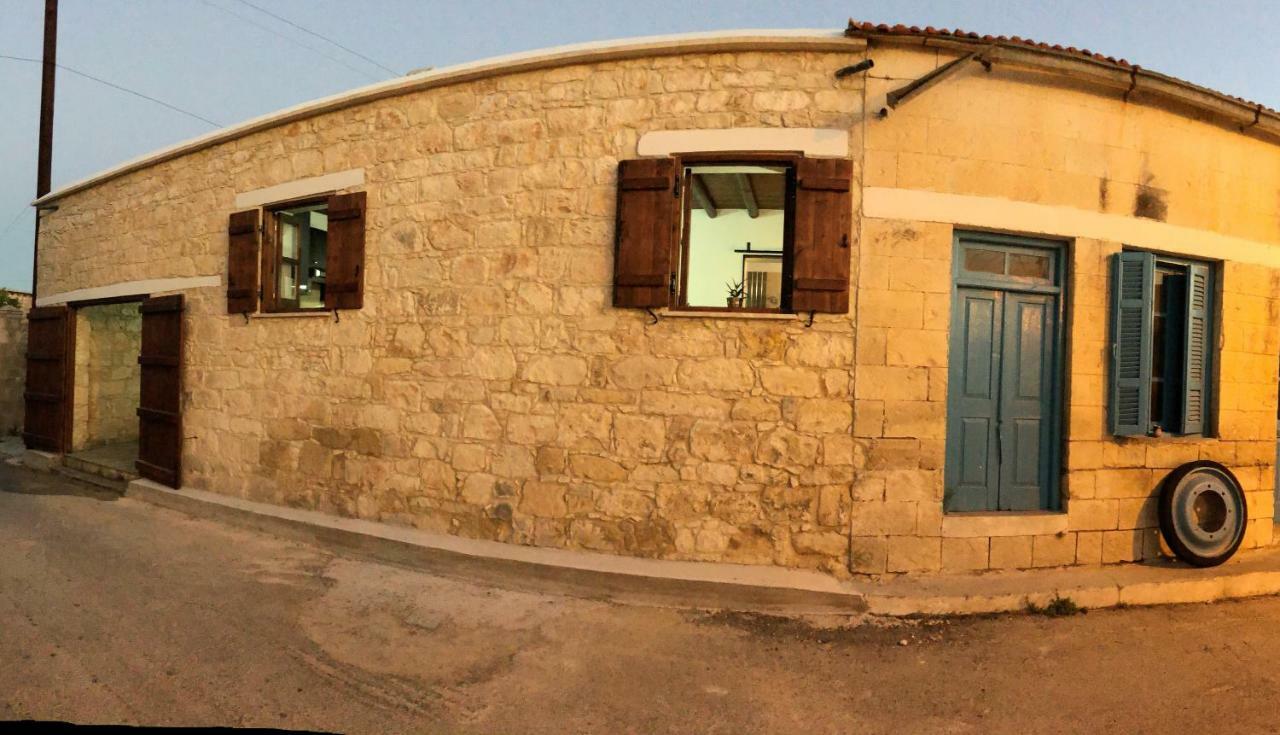 C-Elena Suite Terra Exterior photo